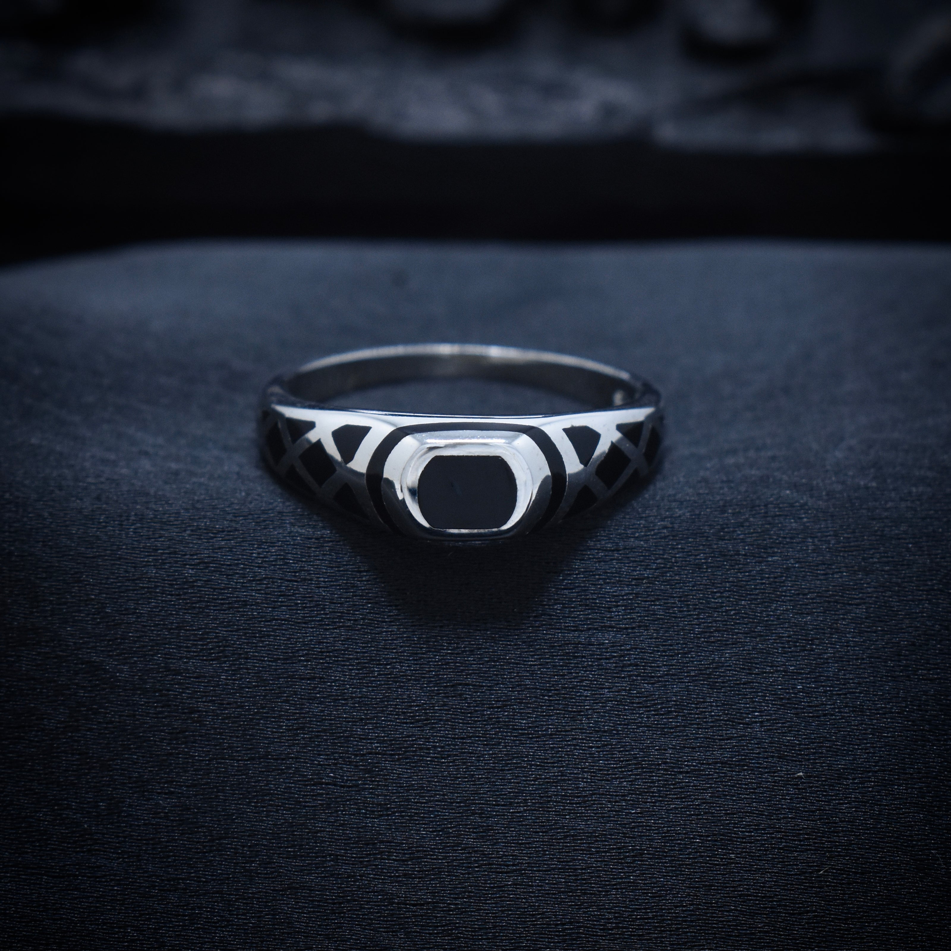 Lattice Geometric Enamel Ring