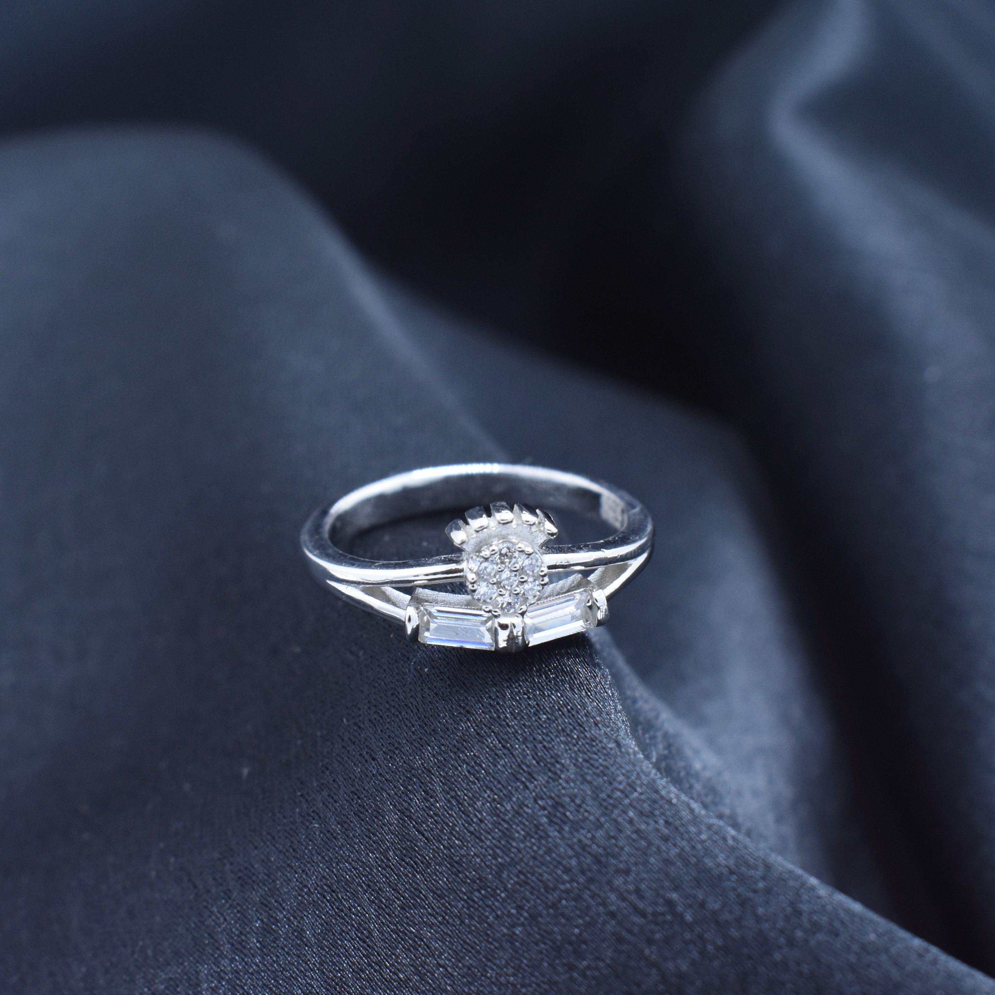 Baguette Diamond Dual Design Ring