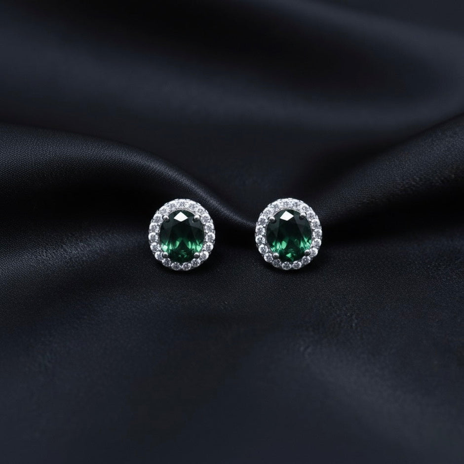 Green Round Solitaire Silver Pendant Set