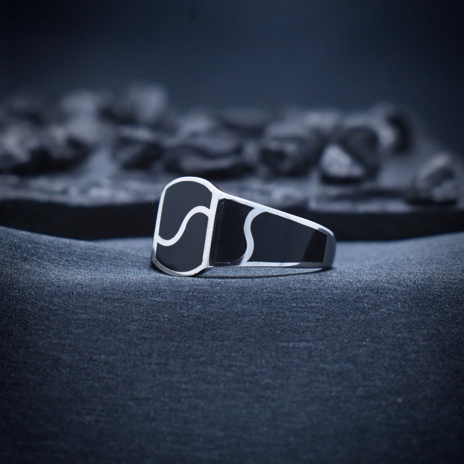 Silver Abstract Pattern Crest Ring