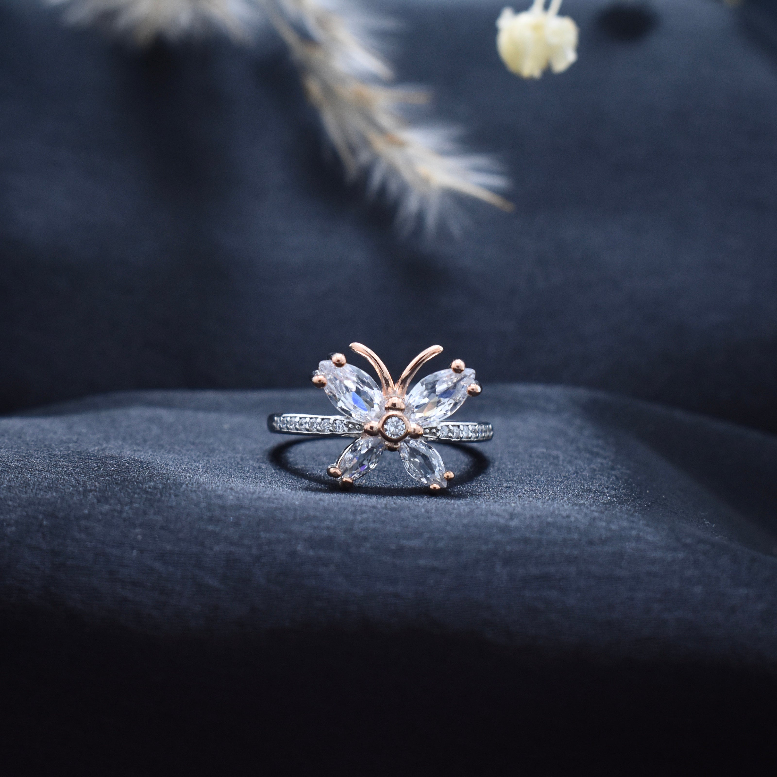 Silver Floral Shine Rhodium Ring