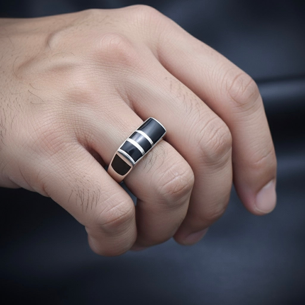 Vertical Bar Heritage Enamel Ring