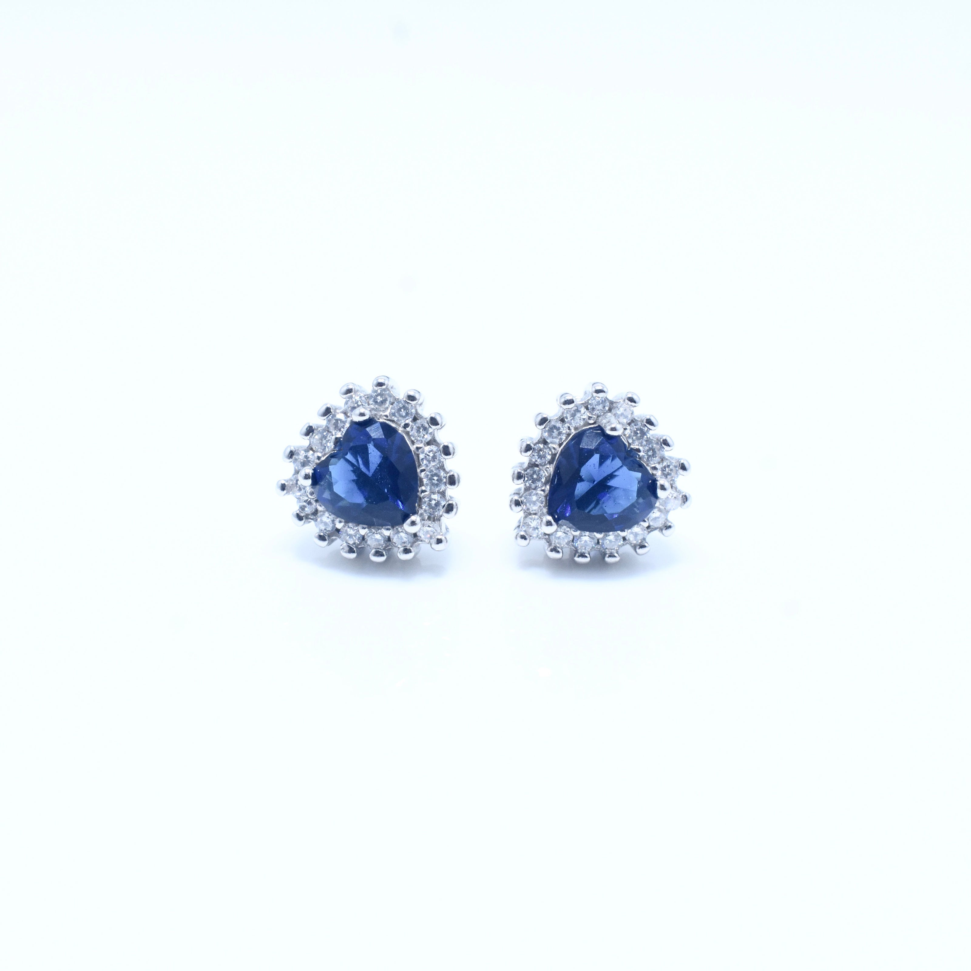 Blue Heart Illusion Silver Pendant Set