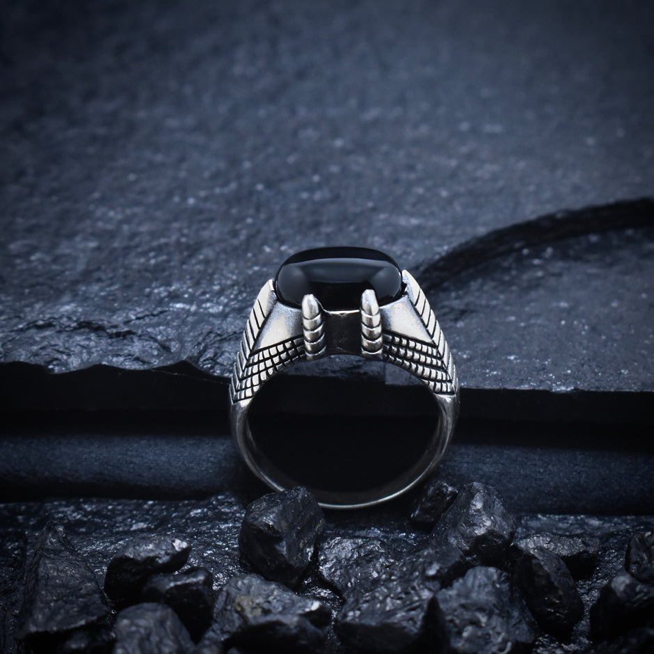 Antique Silver Claw Grip Ring