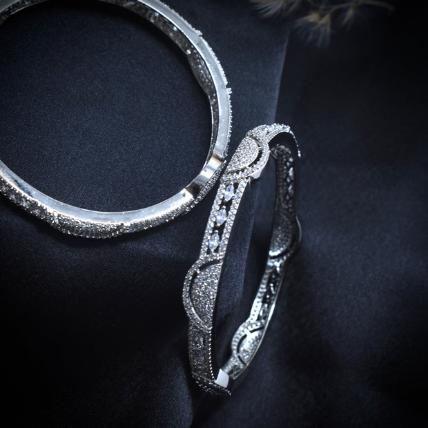 Sculpted Swirl Silver Bangle Set