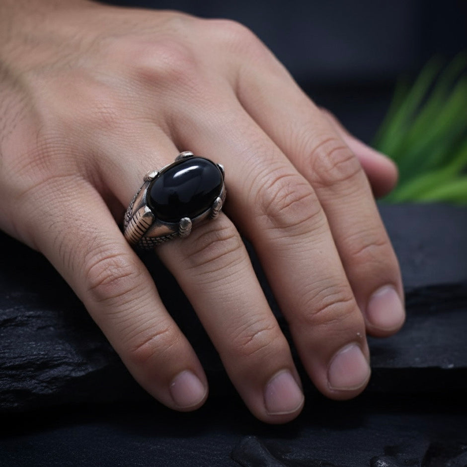 Antique Silver Claw Grip Ring