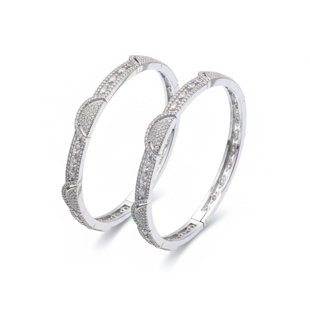 Sculpted Swirl Silver Bangle Set