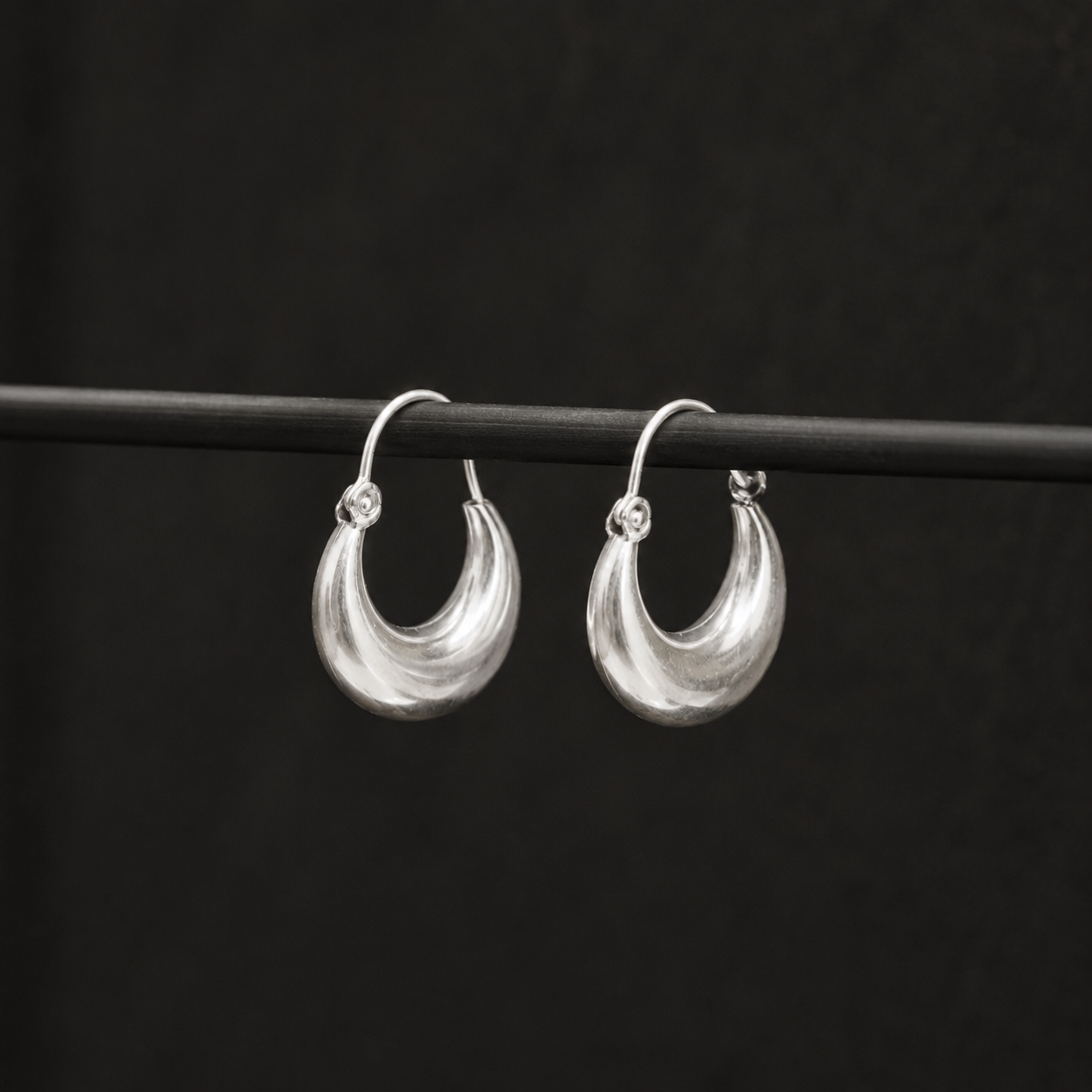 Classic Crescent Hoop Bali